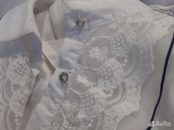 Блузки для девочек ц 1000за 2 блузки