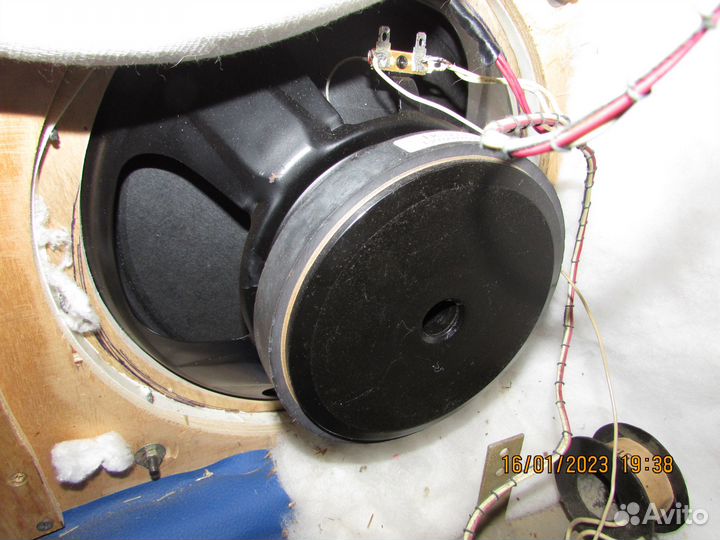 Колонки Венец 02