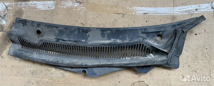 Жабо дворников левое Ford Mondeo 3 2001-2007