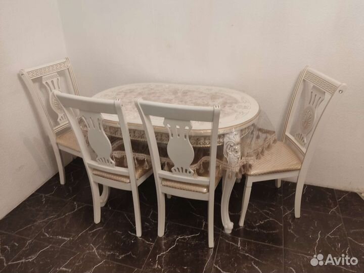 Стол классический