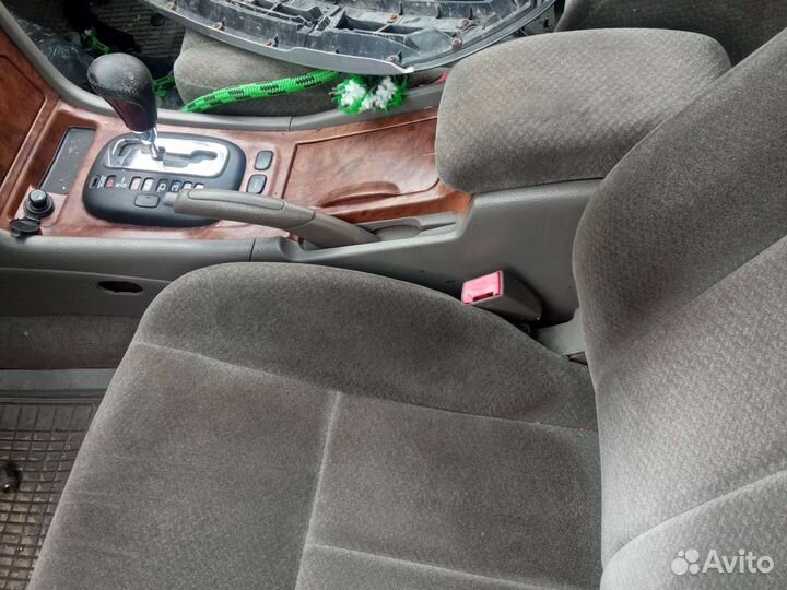 Салон на шевроле еванда