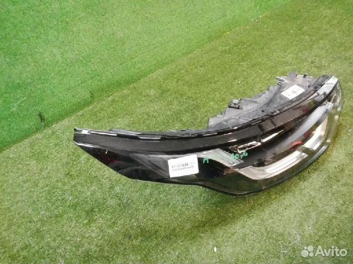 Фара правая Land Rover Discovery V