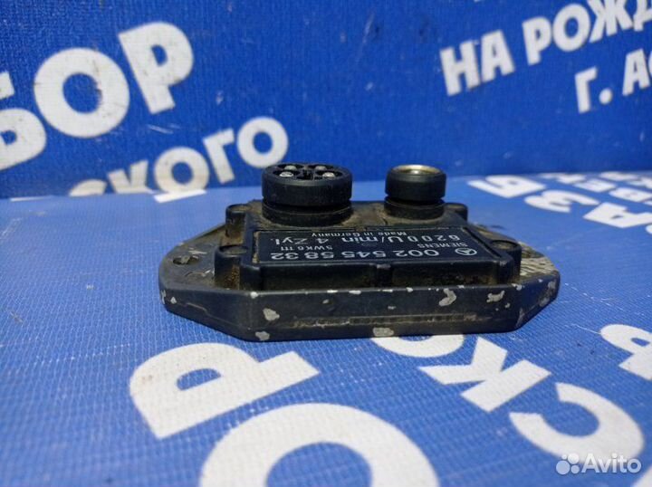 Коммутатор зажигания Mercedes-Benz W190 седан