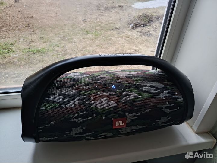 Колонка jbl boombox 1