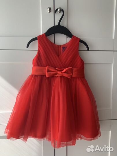 Платье нарядное для девочки 98