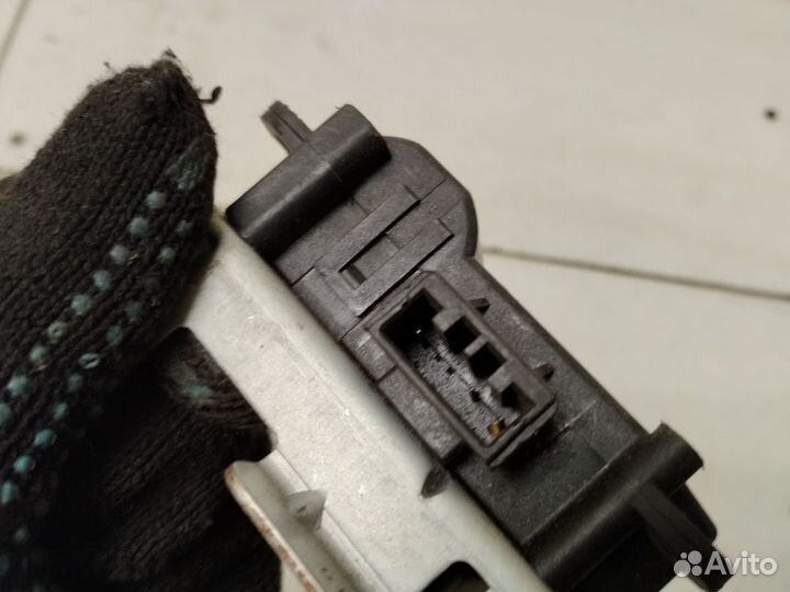 Моторчик управления заслонкой печки