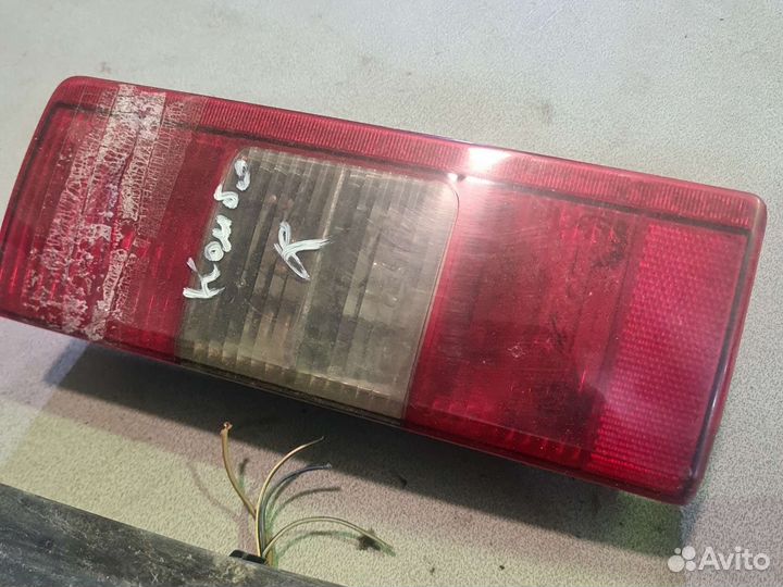 Opel combo 2008 г задние фонари