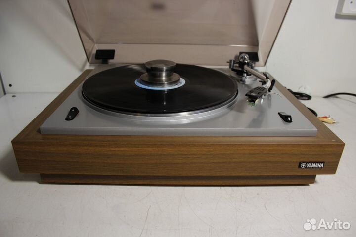 Yamaha YP-701 Виниловый проигрыватель Japan