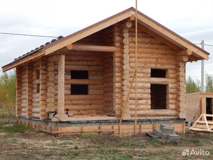 Срубы ручной рубки дома и бани 6х6+2 м веранда