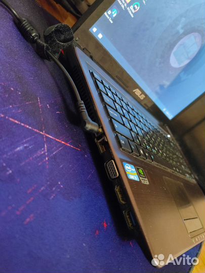 Ноутбук asus