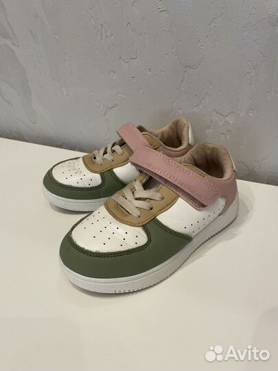 Кроссовки gloria jeans на девочку 28