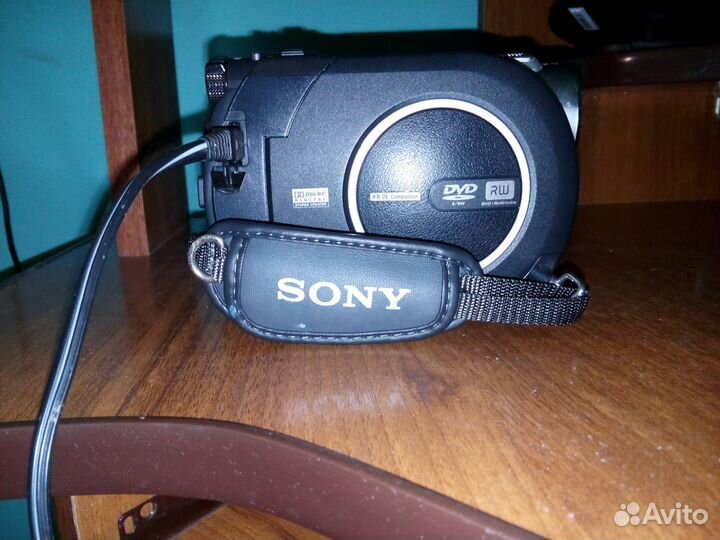 Продается видео камера sony