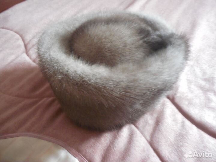 Шапка из голубой норки