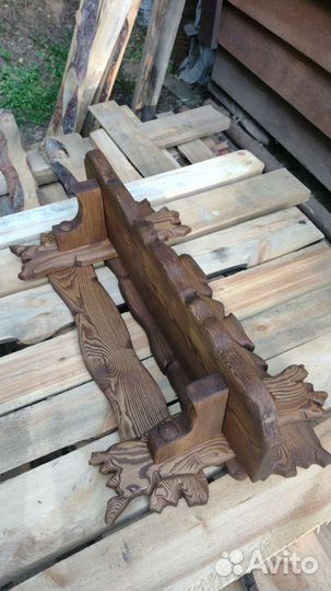 Полка из массива дерева ручной работы