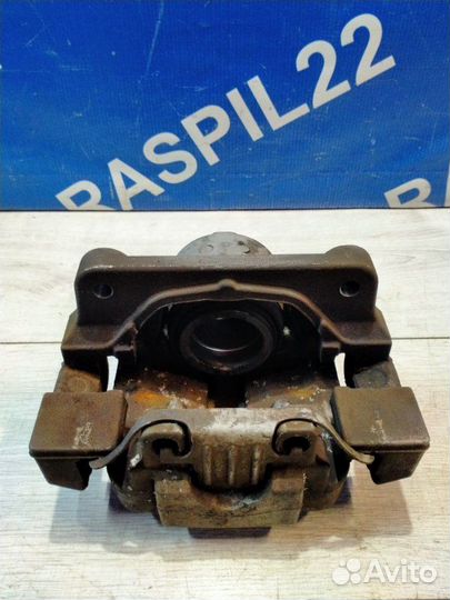 Суппорт передний левый Bmw 528I F10 N52B30 06.2010