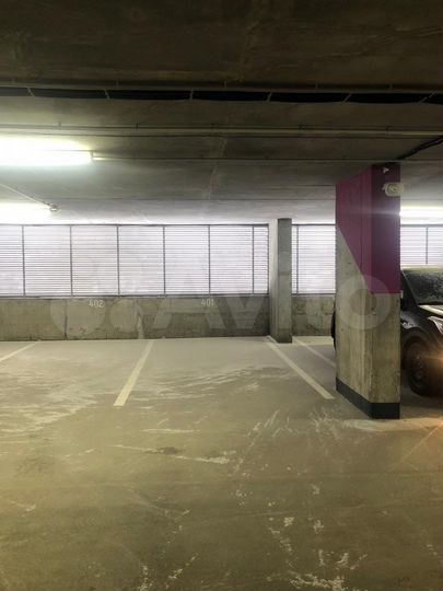 Машиноместо, 14 м²