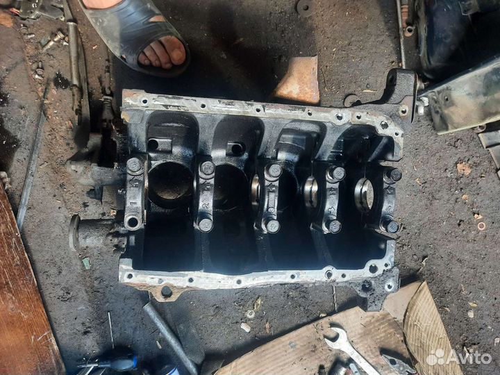 Блок двигателя на митсубиси спейс стар