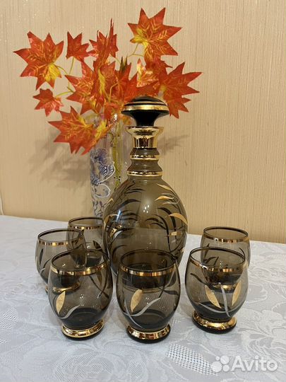 Набор бокалов для вина с графином