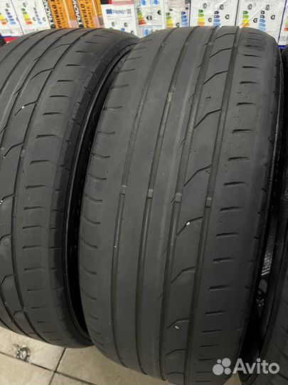 Continental ContiPremiumContact 2 215/55 R17 94V