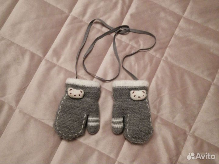 Шапка и варежки детские