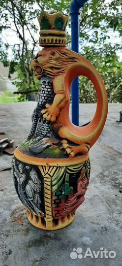 Кувшин для вина