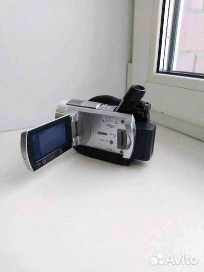 Камера Sony hdr-ux5 handycam
