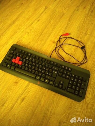 Игровая клавиатура A4Tech Bloody Q100
