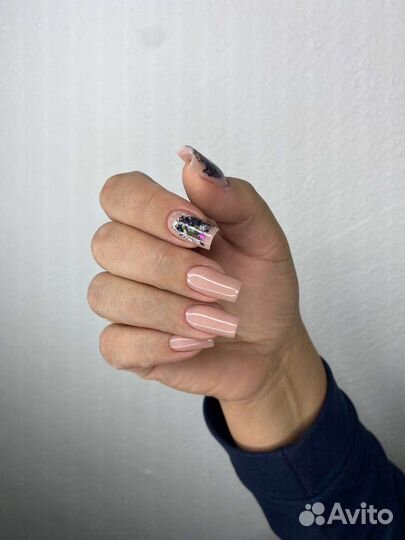 Наращивание ногтей