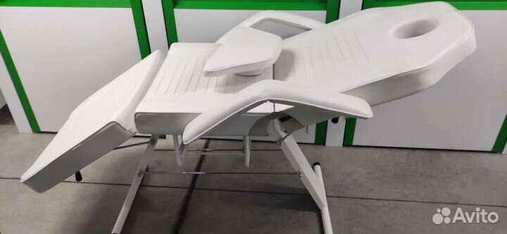 Кушетка косметологическая