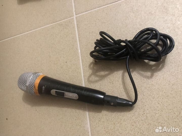 Микрофон универсальный Ritmix RWM-101