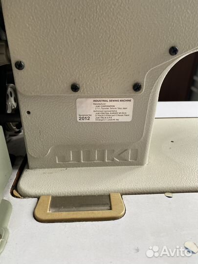 Прямострочная швейная машина Juki DDL-8100e