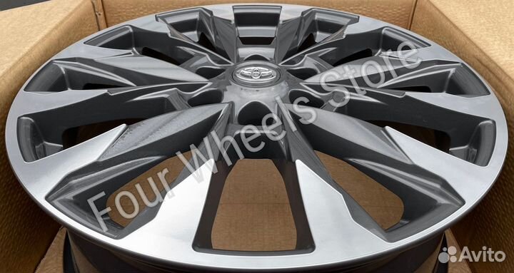 Диски Тойота Ленд Крузер 300 R20