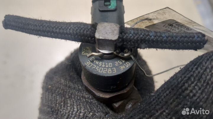 Форсунка топливная Volvo S60, 2006