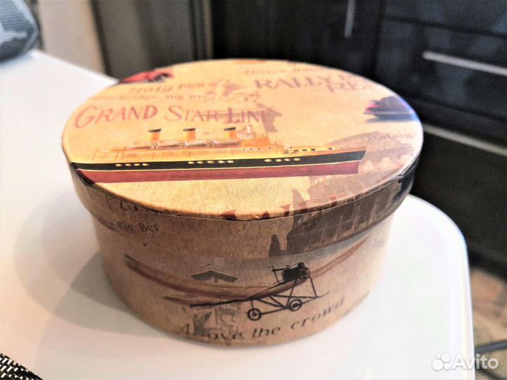 Коробка подарочная круглая