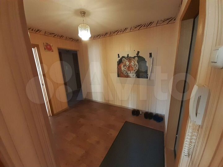 3-к. квартира, 80 м², 6/9 эт.