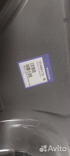 Нижняя обвязка левая Volvo XC60 UZ