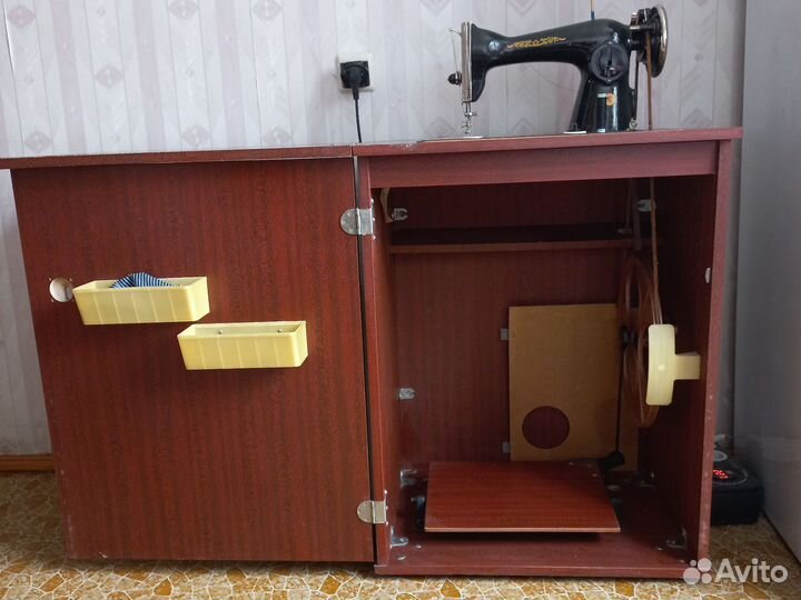 Швейная машинка