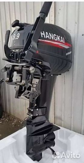 Лодочный мотор