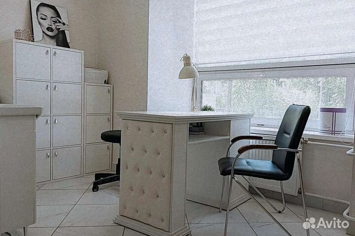 Сдам кабинет мастеру маникюра и педикюра