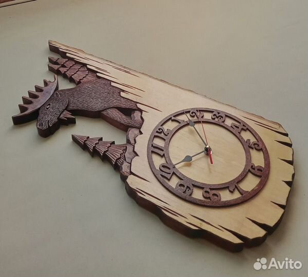 Большие настенные деревянные часы 