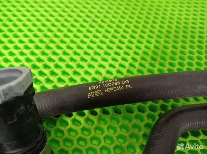 Патрубок отопителя