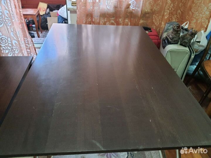 Кухонный стол