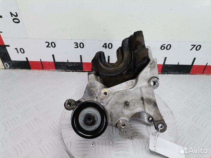 Кронштейн генератора Hyundai Santa Fe 2 (CM) 2007