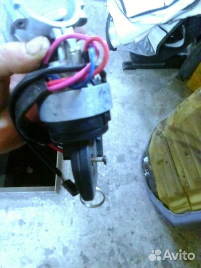 Замок зажигания Шевроле нива 14 г