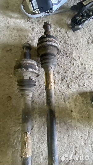 Приводной вал задний Mercedes W212/E