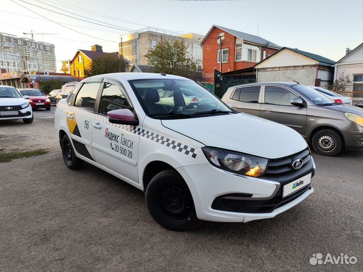 LADA Granta 1.6 AT, 2020, 230 000 км