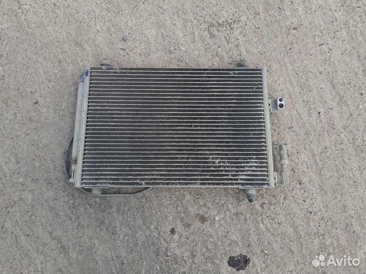 Радиатор кондиционера Peugeot 407