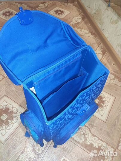 Ранец для школьника