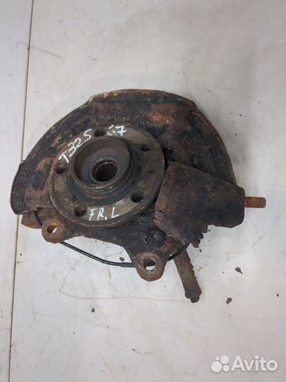 Ступица (кулак, цапфа) Volvo XC90, 2004