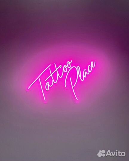 Мастер по пирсингу